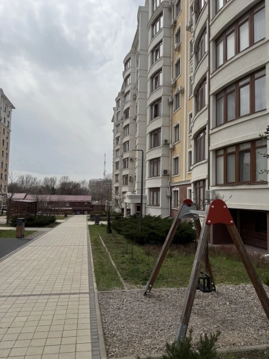 Квартира 3-комн. 117.58 кв.м