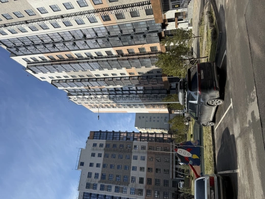 Квартира 3-комн. 82 кв. м